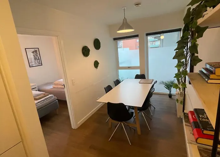 Apartahotel Modern With Rooftop, Privat Balcony, & Free Parking,next To Attractions